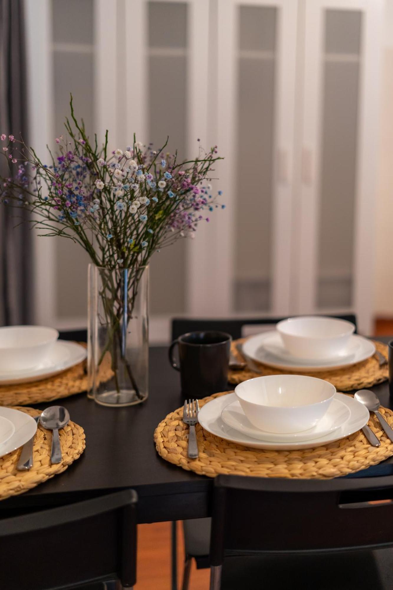 בודפשט Cozy Apartment In Akacfa Street מראה חיצוני תמונה