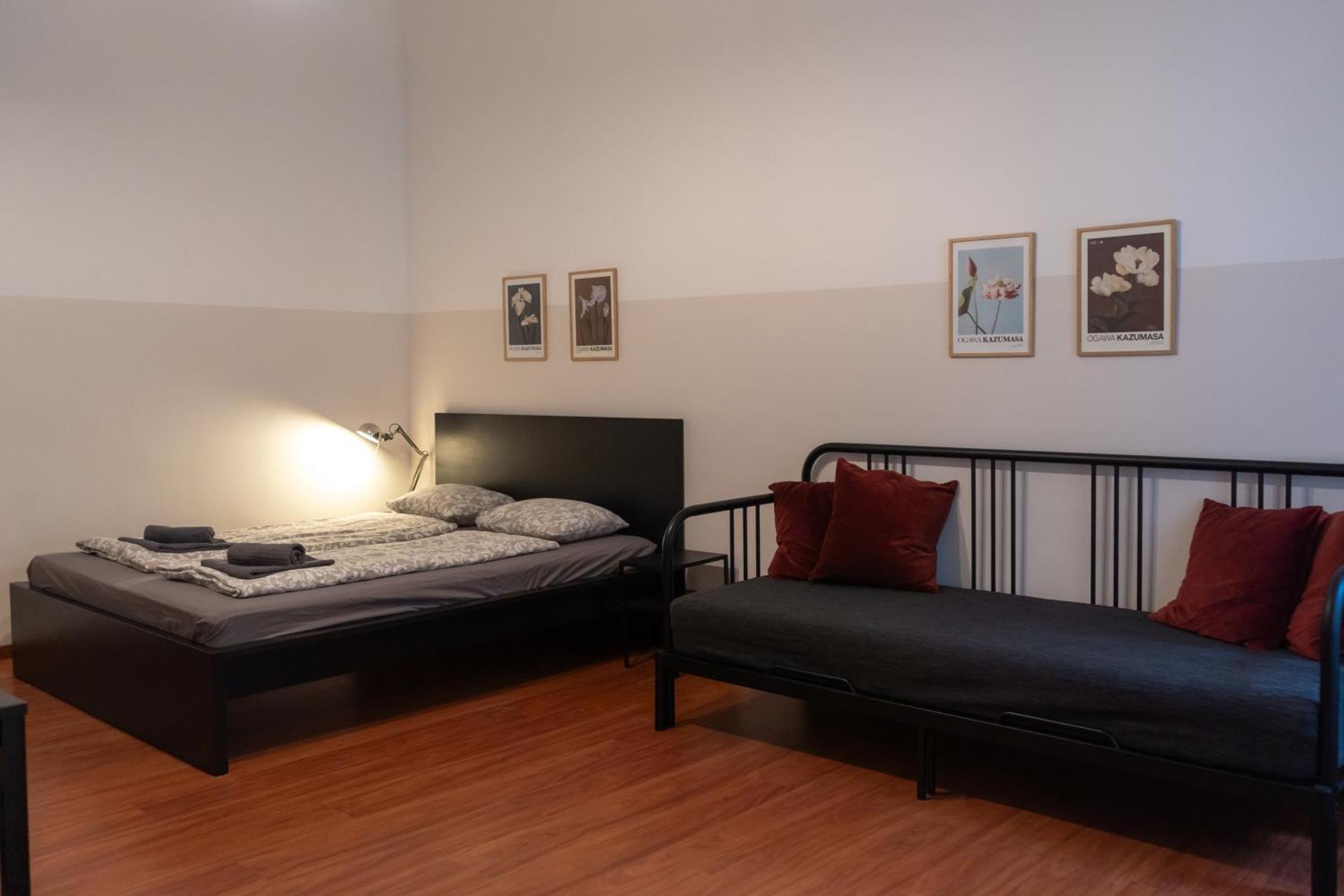 בודפשט Cozy Apartment In Akacfa Street מראה חיצוני תמונה