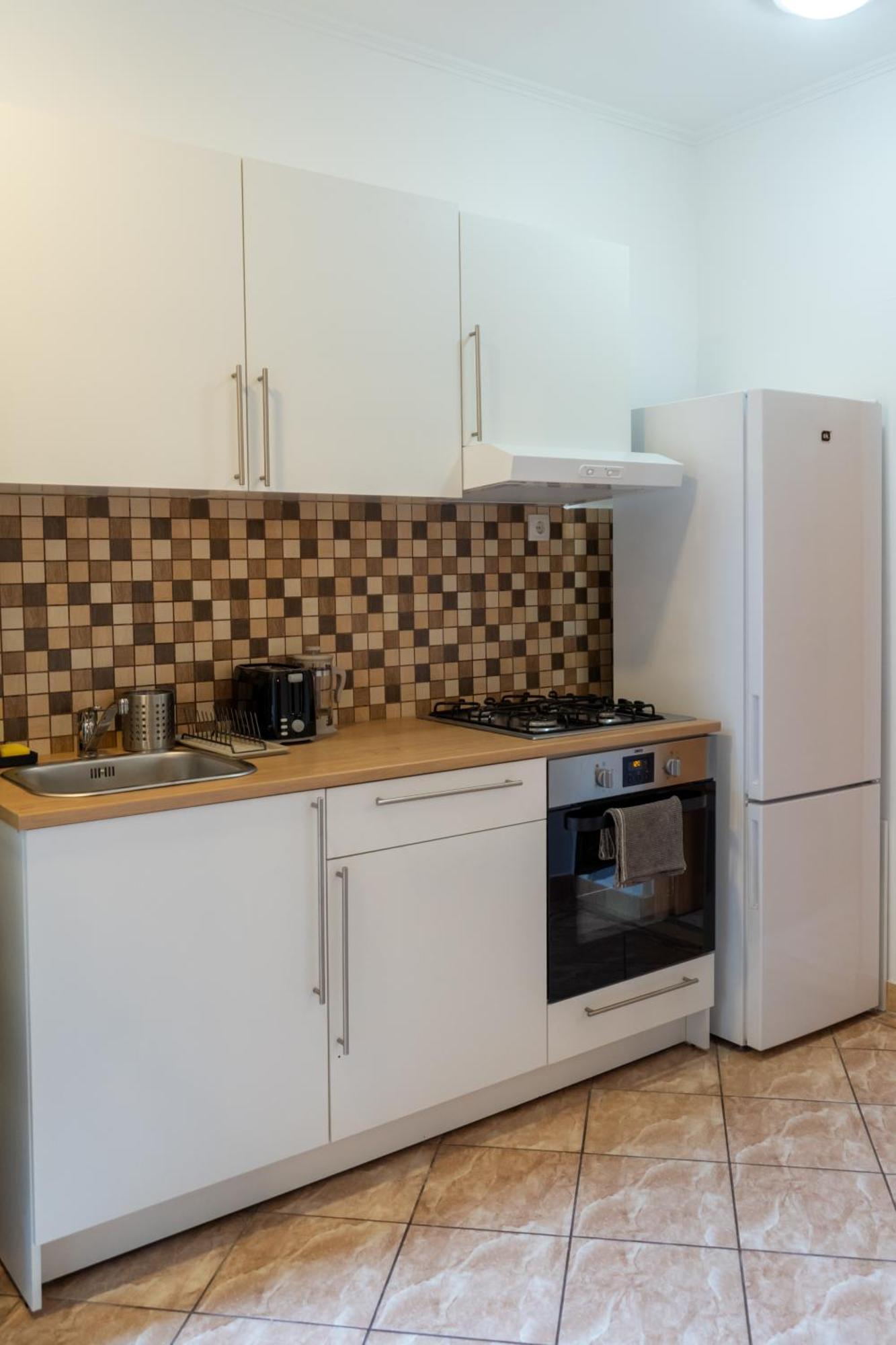 בודפשט Cozy Apartment In Akacfa Street מראה חיצוני תמונה