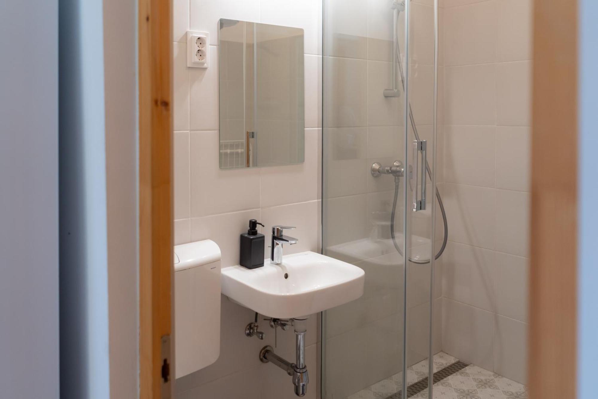 בודפשט Cozy Apartment In Akacfa Street מראה חיצוני תמונה
